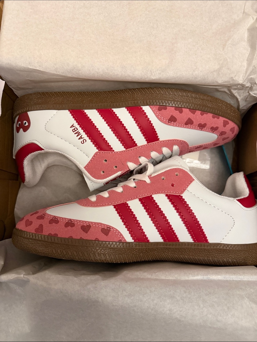 adidas Kids Samba Sneakers in White & Pink Heart Print - Picture 2 of 3